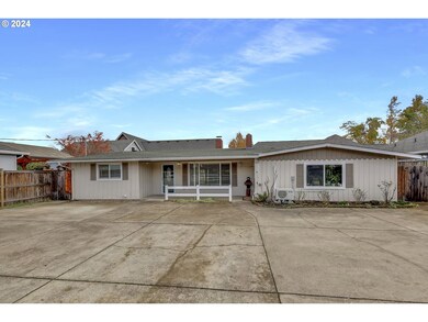 3325 Gilham Rd, Eugene, OR 97408 - photo 3