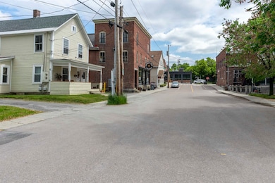 7-9 Elm St, Waterbury, VT 05676 - photo 2
