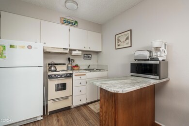 48250 Breakers Blvd, Neskowin, OR 97149 - photo 6