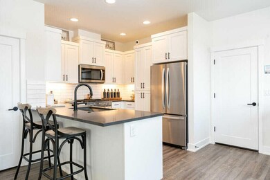 3005 NE Red Jasper Place, Bend, OR 97701 - photo 5