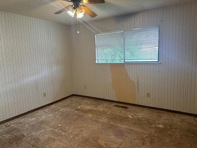 3560 Dwayne Ct, Redding, CA 96001 - photo 6