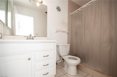 542 Broad Ave S unit 542, Naples, FL 34102 - photo 5