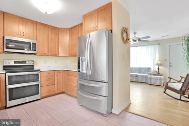 1122 Outer Dr, Hagerstown, MD 21742 - photo 7