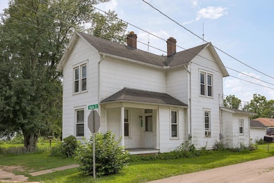 9189 Maple St SW, Stoutsville, OH 43154 - photo 3