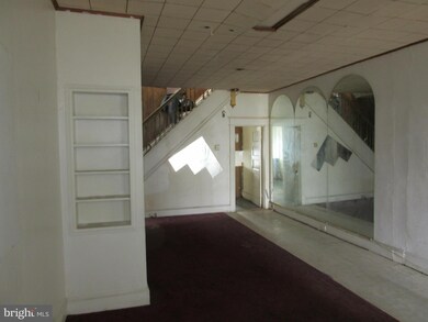 2813 Erdman Ave, Baltimore, MD 21213 - photo 4