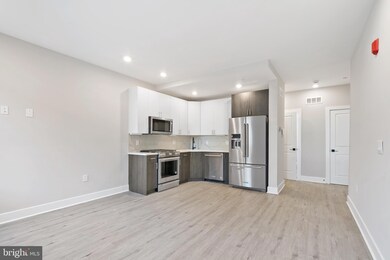 408-10 N Front St unit 2, Philadelphia, PA 19123 - photo 4