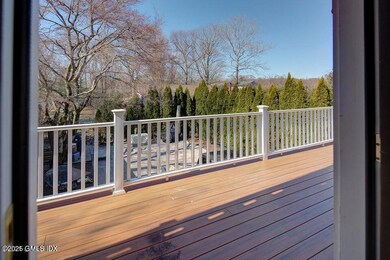 240 Pemberwick Rd unit 2, Greenwich, CT 06831 - photo 4