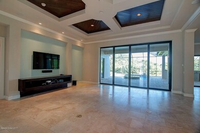 IMG_0365_6_7_Interior 2