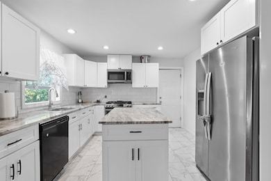 34 Fitzrandolph Rd, West Orange, NJ 07052 - photo 2