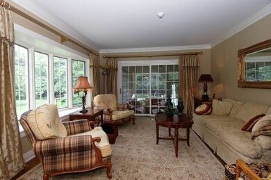 5845 Edgewood Dr, Algonquin, IL 60102 - photo 5