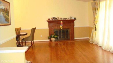 3315 Sleepy Hollow Rd, Falls Church, VA 22044 - photo 5