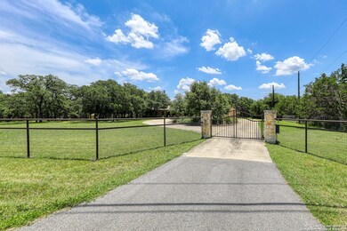 25051 Toutant Beauregard Rd, San Antonio, TX 78255 - photo 3