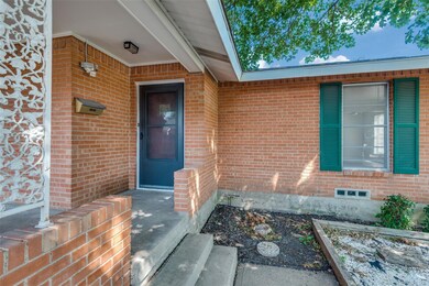 6491 Lontos Dr, Dallas, TX 75214 - photo 2