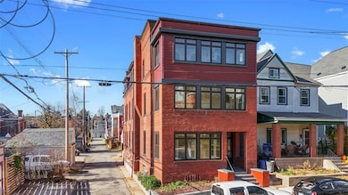 813 N Sheridan Ave unit 2, Pittsburgh, PA 15206 - photo 2