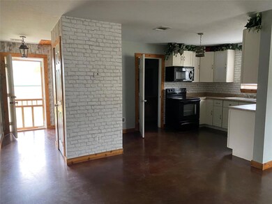 1577 Cr-4757, Boyd, TX 76023 - photo 3