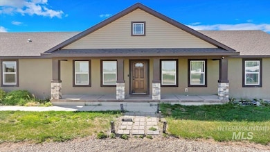 867 W 475 Ln S, Heyburn, ID 83336 - photo 3