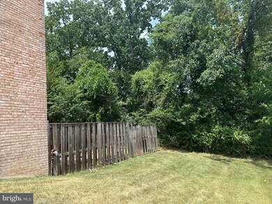 2086 Pilgrim Dr, Woodbridge, VA 22192 - photo 4