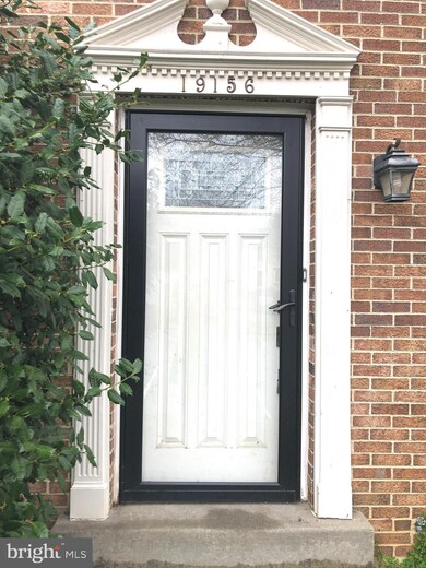 19156 Partridge Wood Dr, Germantown, MD 20874 - photo 3