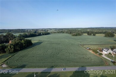 000 Killian Rd unit 1, Lincolnton, NC 28092 - photo 3