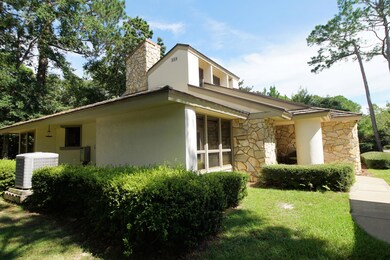 5 Ballmoral Dr side of home