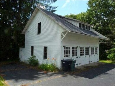 824 School St, Webster, MA 01570 - photo 2