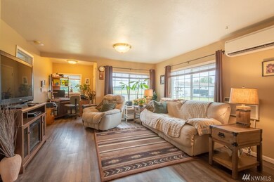 187 Wilson Rd, Winlock, WA 98596 - photo 4