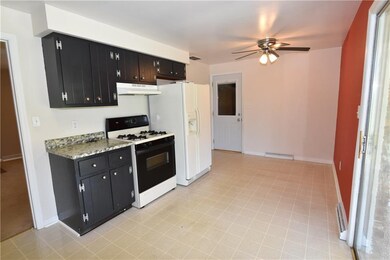 3415 Virginia St, Columbus, IN 47203 - photo 6