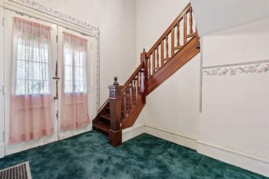 910 Meridian St, Tipton, IA 52772 - photo 3