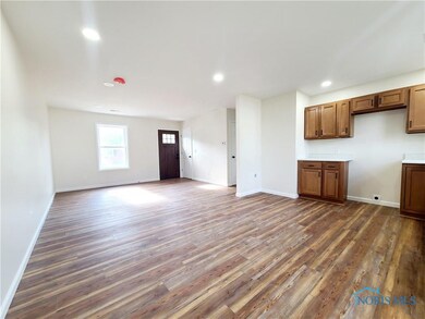 124 S High St, West Unity, OH 43570 - photo 2