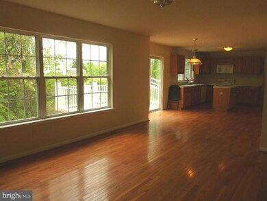 8036 Niagara Ct, Owings, MD 20736 - photo 3