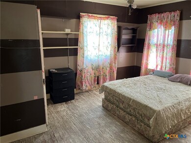 unlisted-address, Nixon, TX 78140 - photo 5