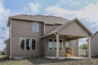 833 Cindy Ln, Raymore, MO 64083 - photo 3