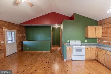 359 Leisure Ln, Berkeley Springs, WV 25411 - photo 6