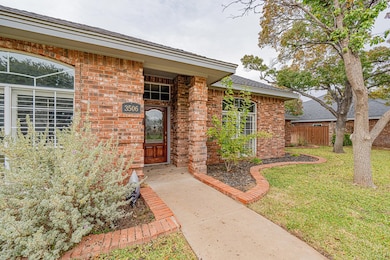 3506 Meadowridge Ln, Midland, TX 79707 - photo 2