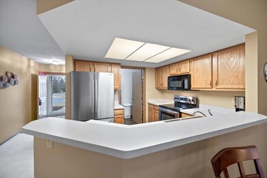 07-Kitchen-4532 White Leaf Way - 04