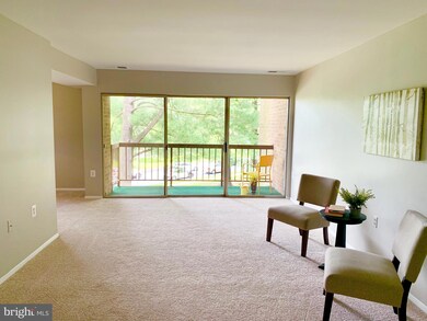 18609 Walkers Choice Rd unit 3, Montgomery Village, MD 20886 - photo 4