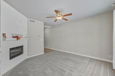 2812 NW Lois Ln, Ankeny, IA 50023 - photo 6