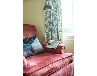 31 Sycamore St, Lowell, MA 01852 - photo 6