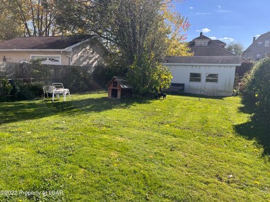 116 Waller St, Wilkes Barre, PA 18702 - photo 4