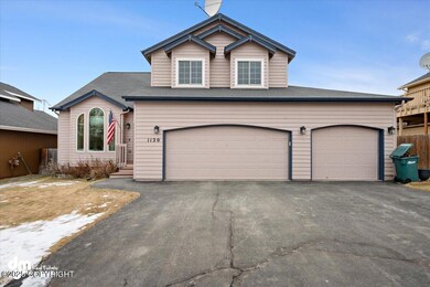 3 Car Garage