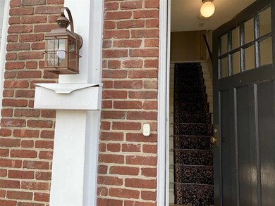 56 Mammoth Rd, Manchester, NH 03109 - photo 4