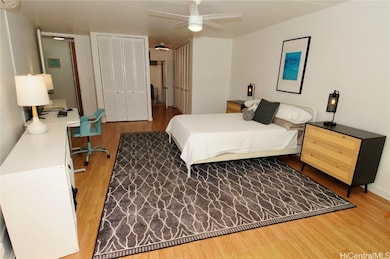 Large primary suite w en-suite
