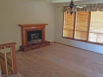 640 Livingroon