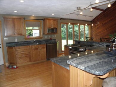 61 Gowing Rd, Hudson, NH 03051 - photo 5