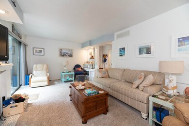 135 Balmoral Ct unit 100, Kalamazoo, MI 49006 - photo 4