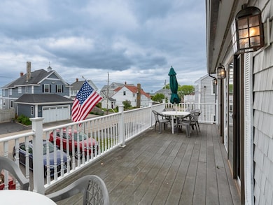 2nd level front deck