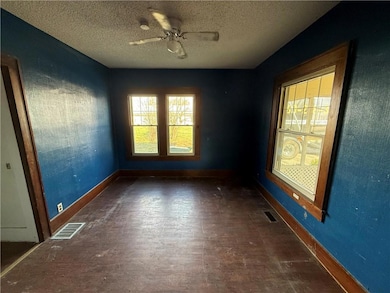 101 S Buttermilk Station Rd, East Lynne, MO 64743 - photo 4