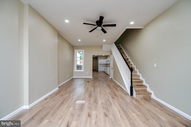 443 Buttonwood St, Reading, PA 19601 - photo 6