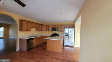 1711 Barrington Ct, Bowie, MD 20721 - photo 2