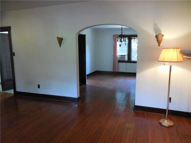 Living Room & Dining entrance